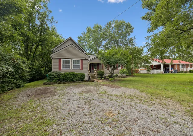 Photo 2 of Single family home for sale at 1804 Mars St, La Vergne, TN 37086 | MLS# 3298503 | Listing updated on 2026-08-21