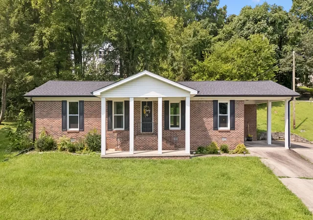 1st image of 132 Hillwood Dr, Carthage, TN 37030 | MLS# 3311496