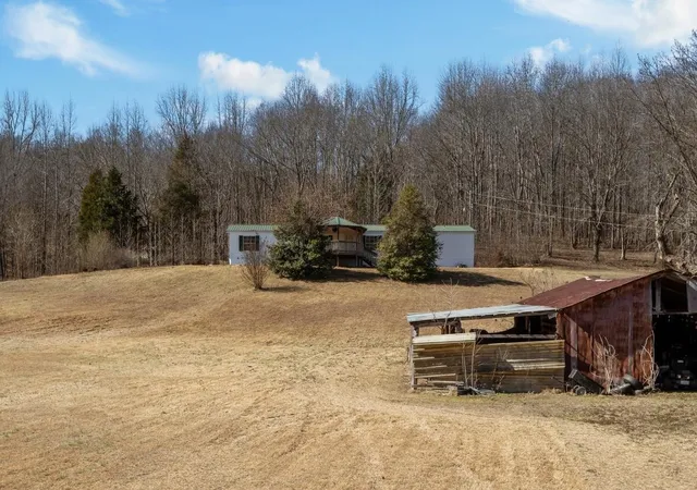 3rd image of 624 Nickletown Rd, Sugar Tree, TN 38380 | MLS# 3288659
