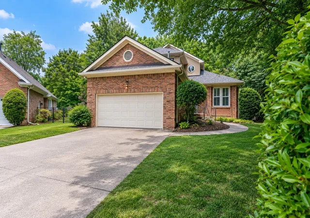 Photo 1 of Single family home for sale at 94 Trotwood Mews, Brentwood, TN 37027 | MLS# 3301733 | Listing updated on 2026-09-08