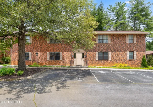 1st image of 810 Highland Dr #501, Knoxville, TN 37912 | MLS# 3320632