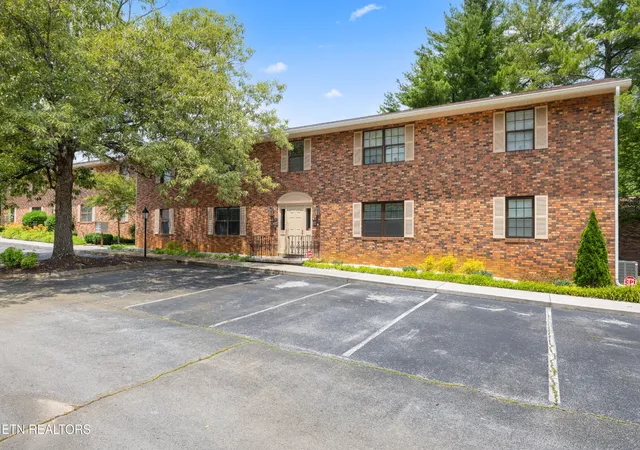 20th image of 810 Highland Dr #501, Knoxville, TN 37912 | MLS# 3320632