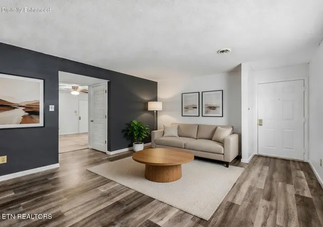 5th image of 810 Highland Dr #501, Knoxville, TN 37912 | MLS# 3320632