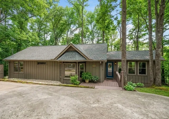 1st image of 392 Winter Park Cir, Smithville, TN 37166 | MLS# 3301881
