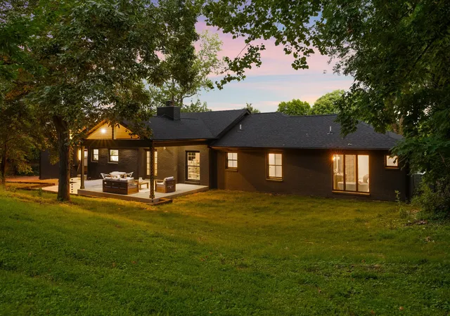 Photo 3 of Sale Pending at 836 Forest Hills Dr, Nashville, TN 37220 | MLS# 3305492 | Listing updated on 2026-09-03