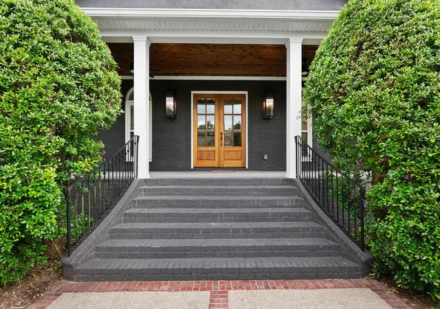 Photo 4 of Single family home for sale at 2245 Oakleaf Dr, Franklin, TN 37064 | MLS# 3303924 | Listing updated on 2026-10-22