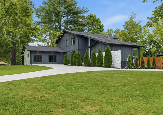 1st image of 207 Bluegrass Dr, Hendersonville, TN 37075 | MLS# 3304280