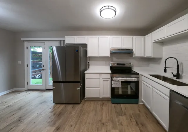 Photo 3 of Townhouse for sale at 370 Wallace Rd #C9, Nashville, TN 37211 | MLS# 3298152 | Listing updated on 2026-08-20