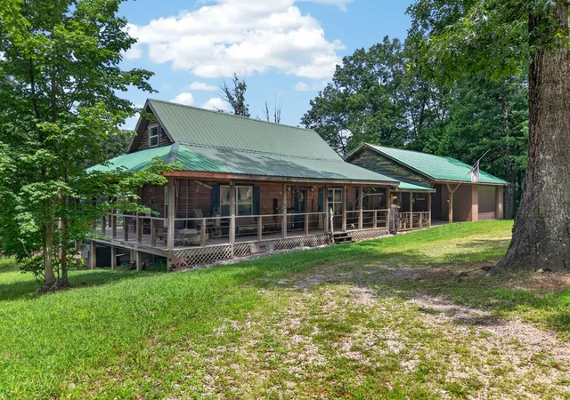 1st image of 513 Valley Ridge Rd, Jamestown, TN 38556 | MLS# 3297823