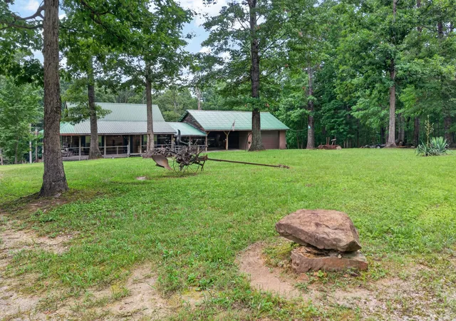 2nd image of 513 Valley Ridge Rd, Jamestown, TN 38556 | MLS# 3297823