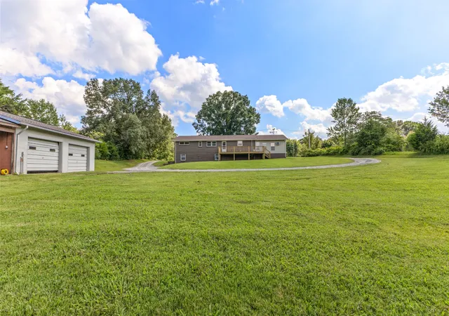 Photo 3 of Single family home for sale at 1283 Bandy Rd, Ashland City, TN 37015 | MLS# 3304823 | Listing updated on 2026-07-23