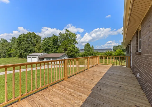 Photo 4 of Single family home for sale at 1283 Bandy Rd, Ashland City, TN 37015 | MLS# 3304823 | Listing updated on 2026-07-23