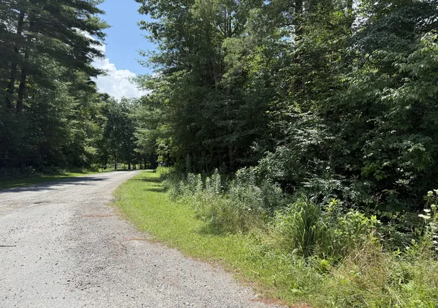 Photo 2 of Land for sale at 827 Spokane Ln, Crossville, TN 38572 | MLS# 3297788 | Listing updated on 2026-08-20