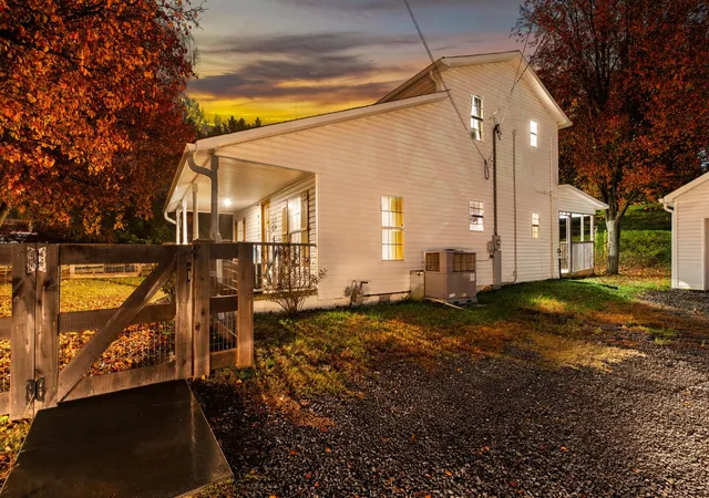 Photo 22 of Single family home for sale at 4712 Strawberry Plains Pike, Knoxville, TN 37914 | MLS# 3295024 | Listing updated on 2026-09-13