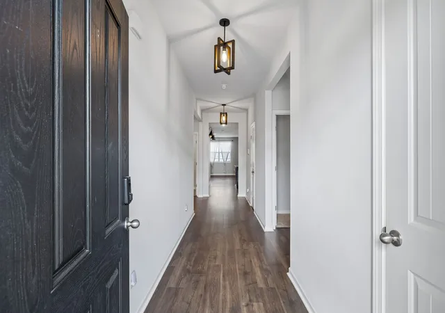 Photo 4 of Single family home for sale at 7098 Sunny Parks Dr, White House, TN 37188 | MLS# 3306111 | Listing updated on 2026-09-17