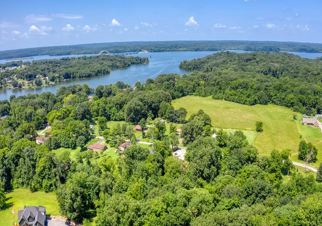 4th image of 97 Bay Ln, Cadiz, KY 42211 | MLS# 3304553