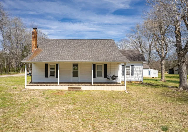 Photo 2 of Single family home for sale at 1768 Fayetteville Hwy, Belfast, TN 37019 | MLS# 3297856 | Listing updated on 2026-08-28