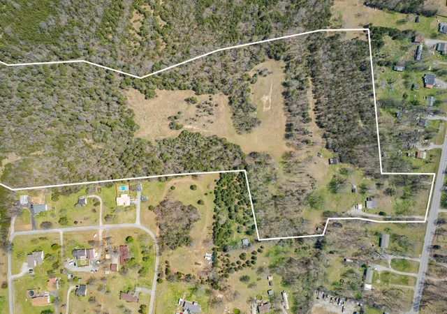 Photo 2 of Single family home for sale at 1768 Fayetteville Hwy, Belfast, TN 37019 | MLS# 3297856 | Listing updated on 2026-10-02