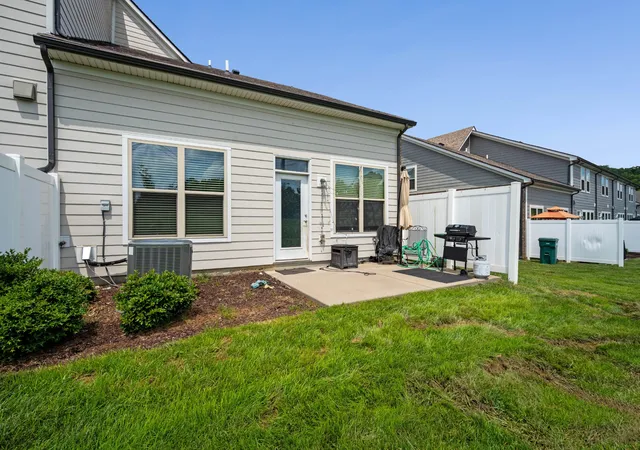 Photo 18 of Townhouse for sale at 110 Bluestem Ct, Lebanon, TN 37090 | MLS# 3299497 | Listing updated on 2026-09-08