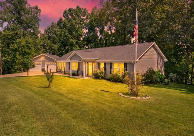 2nd image of 203 Shane Lee Cir, Dover, TN 37058 | MLS# 3297854