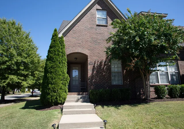 1st image of 1103 S Mcmahan Dr, Gallatin, TN 37066 | MLS# 3312634