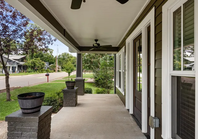 Photo 3 of Single family home for sale at 1602 Douglas Ave, Nashville, TN 37206 | MLS# 3304272 | Listing updated on 2026-08-30