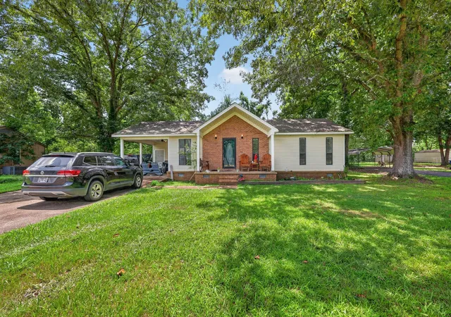 2nd image of 107 Garey Loop, Savannah, TN 38372 | MLS# 3298483