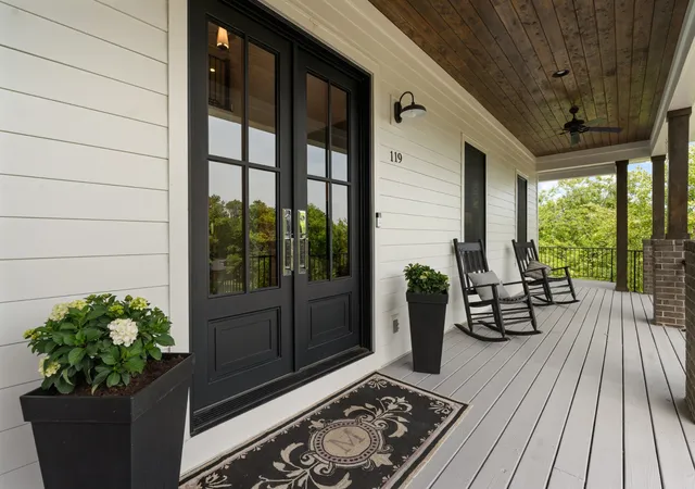 Photo 2 of Single family home for sale at 119 Century Oak Dr, Franklin, TN 37069 | MLS# 3297957 | Listing updated on 2026-09-02