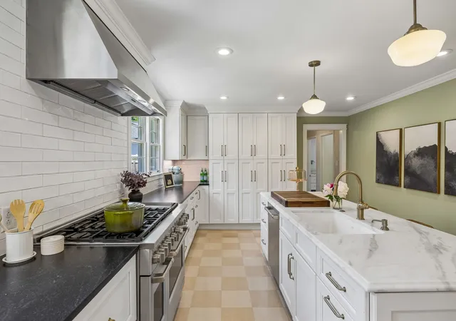 Photo 3 of Single family home for sale at 405 Roberts St, Franklin, TN 37064 | MLS# 3304812 | Listing updated on 2026-09-12