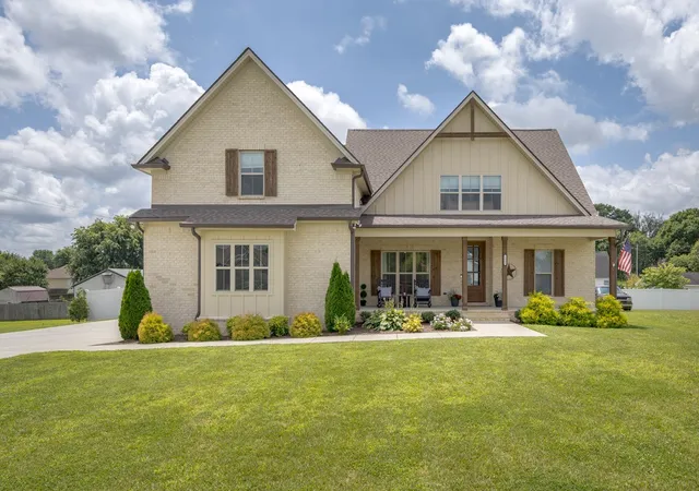 1st image of 1002 Pheasant Run Ct, Spring Hill, TN 37174 | MLS# 3302325