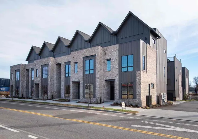Photo 3 of Townhouse for sale at 738 Douglas Ave #11, Nashville, TN 37207 | MLS# 3298006 | Listing updated on 2026-07-27
