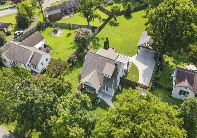 Photo 1 of Single family home for sale at 4201 Burrus St, Nashville, TN 37216 | MLS# 3301906 | Listing updated on 2026-10-10