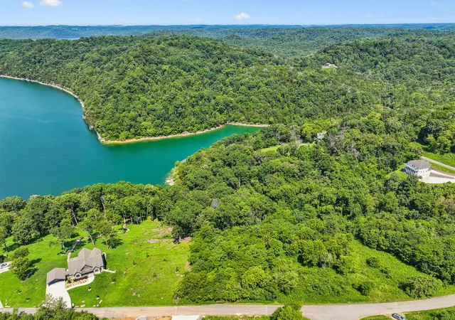 3rd image of 47 Harbor Court, Silver Point, TN 38582 | MLS# 3306079
