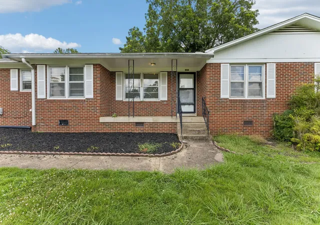 4th image of 950 Fairlane Dr, Lewisburg, TN 37091 | MLS# 3305243