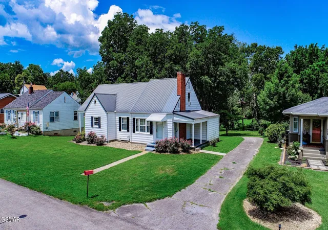 1st image of 125 Washington Avenue, Newport, TN 37821 | MLS# 3321022
