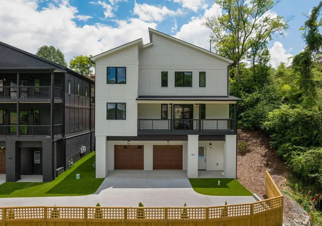 Photo 1 of Single family home for sale at 401 Druid Ln, Chattanooga, TN 37405 | MLS# 3298023 | Listing updated on 2026-08-20