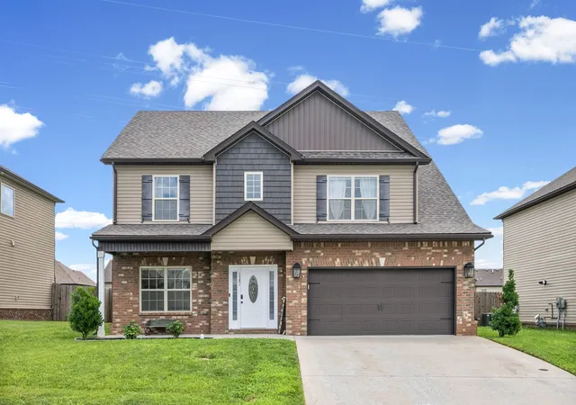 Photo 2 of Single family home for sale at 1381 Millet Dr, Clarksville, TN 37040 | MLS# 3304732 | Listing updated on 2026-07-24