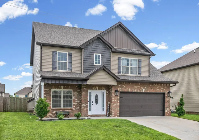 Photo 3 of Single family home for sale at 1381 Millet Dr, Clarksville, TN 37040 | MLS# 3304732 | Listing updated on 2026-07-24