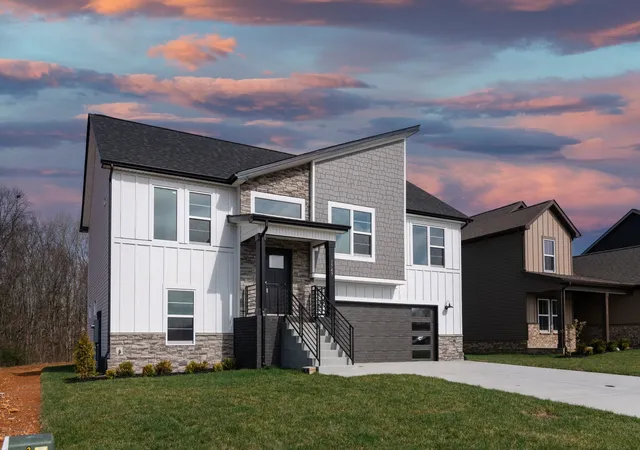 1st image of 9 Miller Farm, Clarksville, TN 37043 | MLS# 3304259