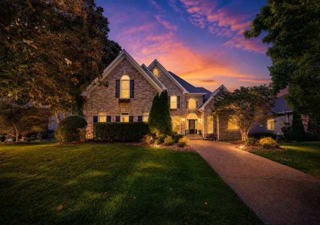Photo 2 of Single family home for sale at 240 Temple Crst Trl, Franklin, TN 37069 | MLS# 3312586 | Listing updated on 2026-08-28