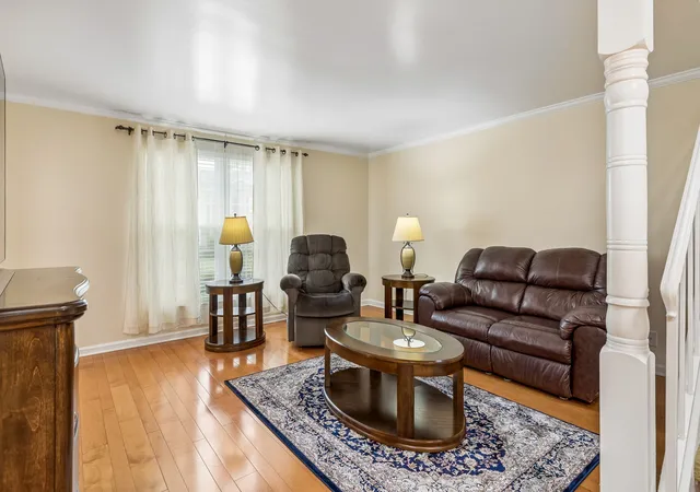 Photo 3 of Townhouse for sale at 106 Plantation Ct, Nashville, TN 37221 | MLS# 3303938 | Listing updated on 2026-09-05