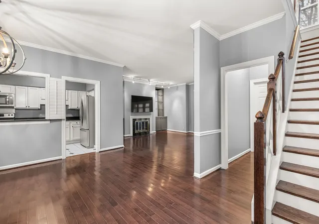 Photo 1 of Townhouse for sale at 201 Westchase Dr, Nashville, TN 37205 | MLS# 3298072 | Listing updated on 2026-08-31
