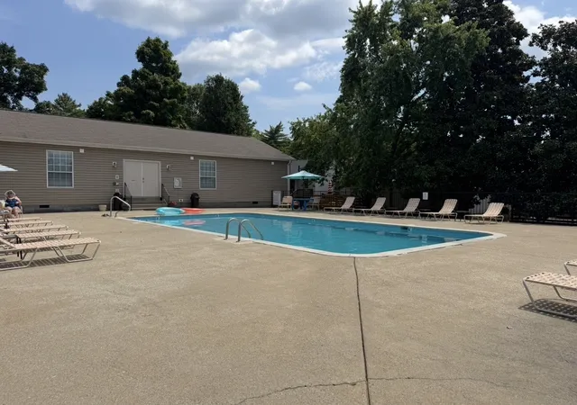 Photo 3 of Single family home for sale at 102 River Bnd Rd, Hendersonville, TN 37075 | MLS# 3298102 | Listing updated on 2026-08-09