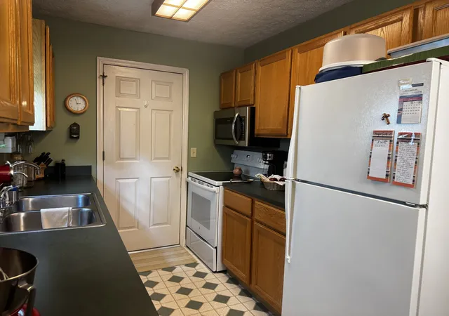 Photo 4 of Single family home for sale at 102 River Bnd Rd, Hendersonville, TN 37075 | MLS# 3298102 | Listing updated on 2026-08-09