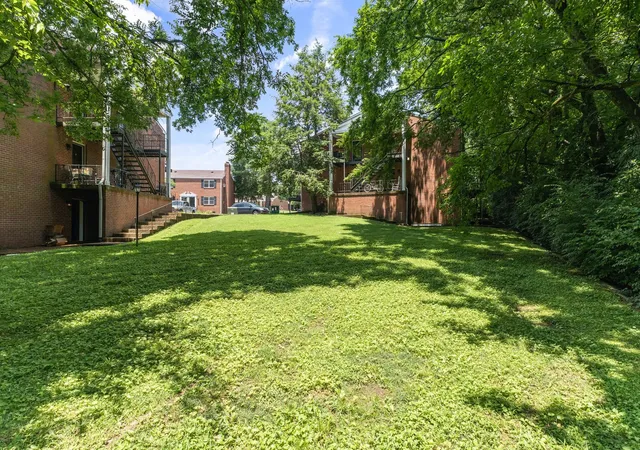 2nd image of 601 Boyd Mill Ave, Franklin, TN 37064