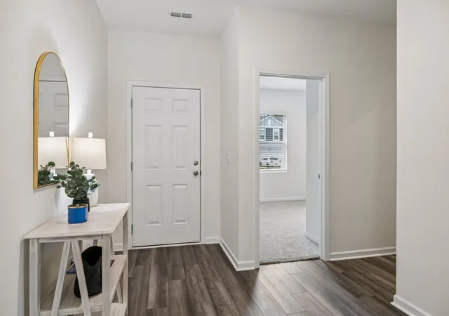 Photo 2 of Single family home for sale at 2014 Sellerback Way, Columbia, TN 38401 | MLS# 3301725 | Listing updated on 2026-09-29
