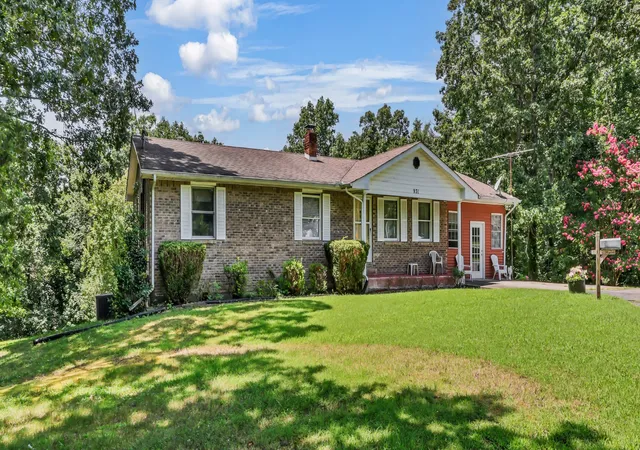 2nd image of 931 Bumpus Mills Rd, Dover, TN 37058 | MLS# 3306454