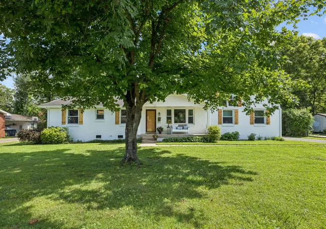 3rd image of 110 Donna Dr, Hendersonville, TN 37075 | MLS# 3500856