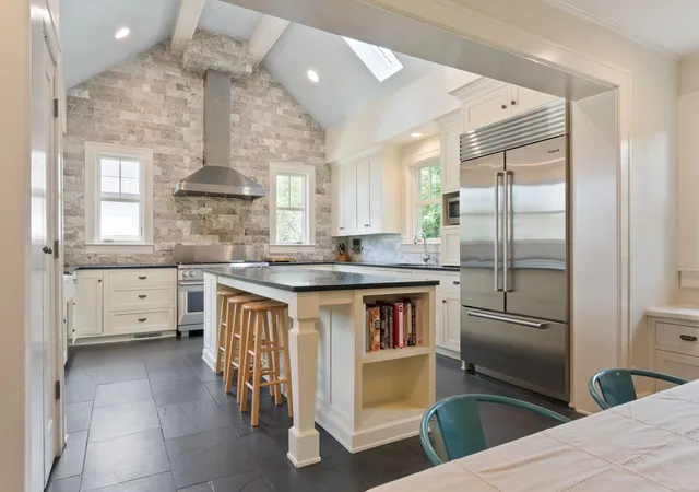 Photo 4 of Single family home for sale at 1121 Glenwood Ave, Nashville, TN 37204 | MLS# 3298132 | Listing updated on 2026-08-17