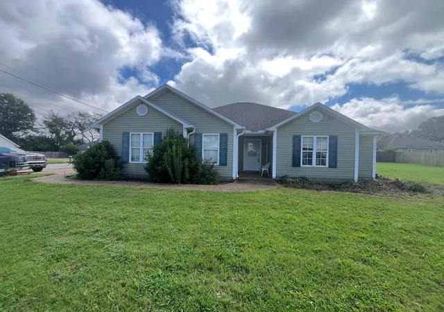 1st image of 460 Kendyl Cv, Henderson, TN 38340 | MLS# 3298153